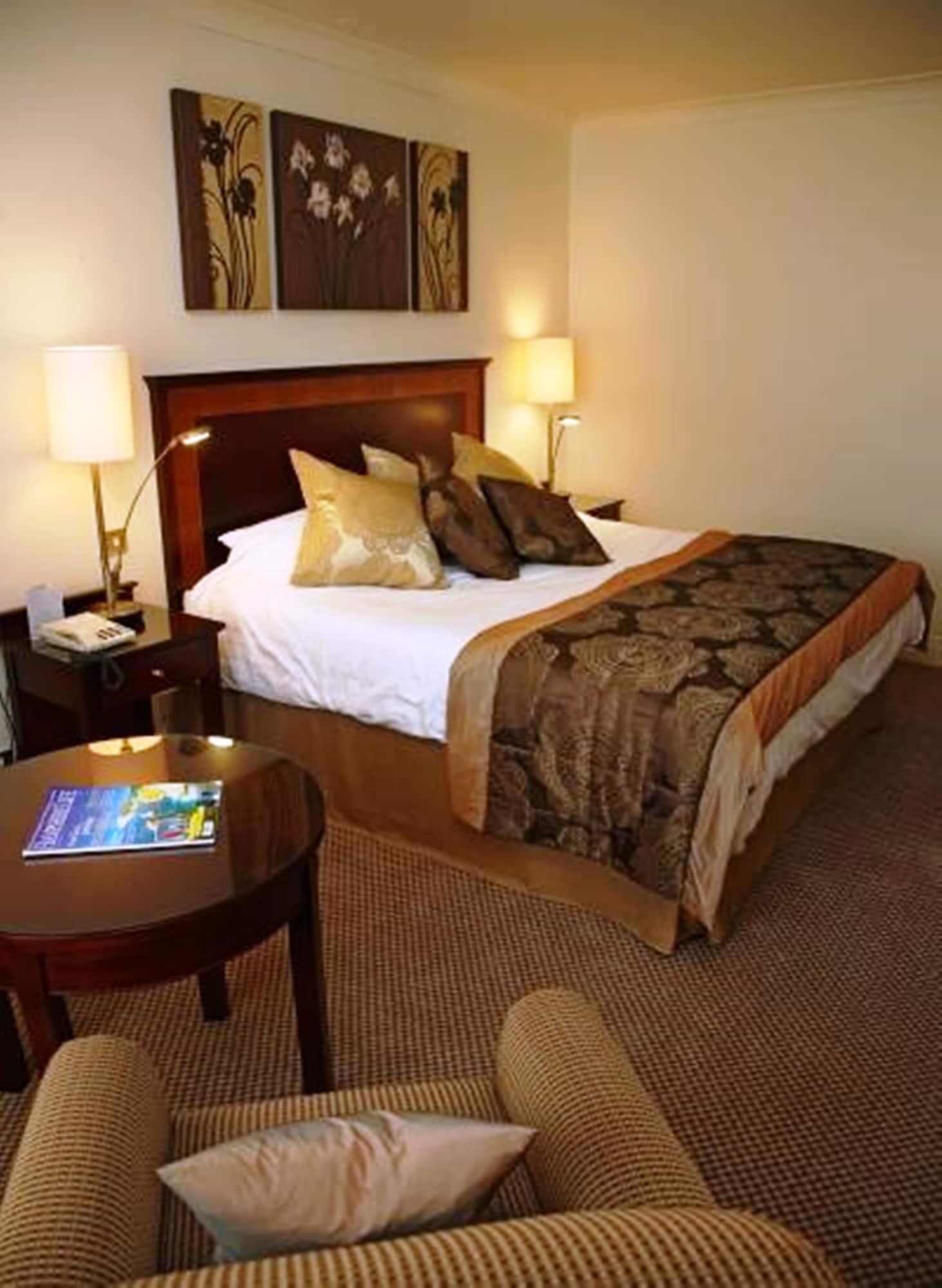 Audleys Wood Hotel, Basingstoke Dış mekan fotoğraf